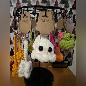 Crocheted Ghost Keychain/Bag Charm 👻Free with purchase!🔥👻